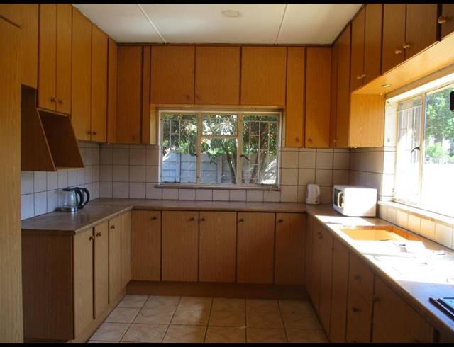 3 BEDROOM HOUSE FOR SALE IN HOSPITAALPARK